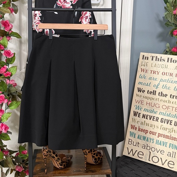 White House Black Market A-Line Skirt Black Pleated Office Career Cocktail - Picture 16 of 16
